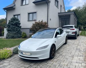 Komunitní nabíjení. Foto: Radek Šindel