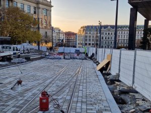 Travba tramvajového trianglu nad Národním muzeem (7. 11. 2025). Foto: Zdopravy.cz, Jan Nevyhoštěný