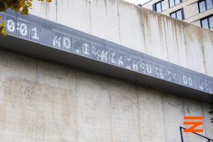 Velkoplošná instalace Variace/Variety od Richarda Loskota u severního podchodu pražského hlavního nádraží. Foto: SŽ