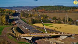 Rozestavěný úsek dálnice D6 Petrohrad - Lubenec (I. etapa) v listopadu 2025. Foto: Jan Banán Svoboda