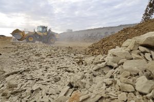 Speciální skalní fréza pro stavbu D35 Litomyšl - Janov. Foto: Strabag