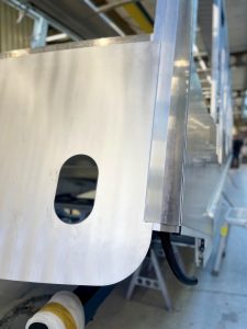 Svařené skříně nových vozů lanovky na Petřín v závodě DOPPELMAYR/Garaventa ve Švýcarsku. Foto: Anna Maresova designers