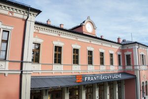 Nádraží Františkovy Lázně po rekonstrukci. Pramen: Správa železnic