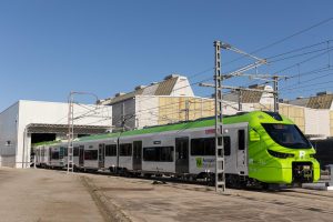 Nová jednotka Alstom Coradia Stream pro spojení Barcelony a letiště El Prat. Foto: Alstom