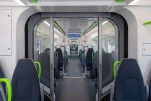 Nová jednotka Alstom Coradia Stream pro spojení Barcelony a letiště El Prat. Foto: Alstom