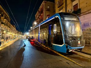 Nová tramvaj pro Neapol. Foto: Bozankaya