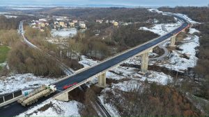 Zatěžovací zkouška na novém mostě u Žiželic. Foto: ŘSD