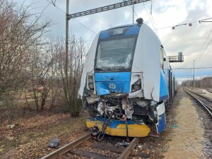 Následky srážky vlaků ve Zlivi. Foto: Drážní inspekce
