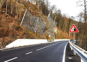 Opravená silnice II/292 u Benešova u Semil. Foto: Liberecký kraj