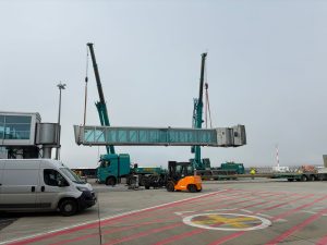 Práce na modernizaci stání u prstu C na Letišti Praha. Pramen: Strabag