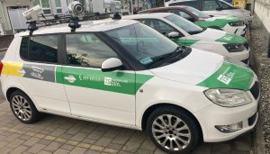 Škoda Fabia s kamerami pro kontrolu placení parkování ve Zlíně. Foto: Zlin.eu