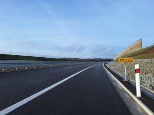 D35 mezi Janovem a Opatovcem. Foto: Dostavba D35