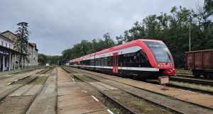Jednotka Stadler GTW v Hrušovanech. Foto: Dominik Mazel / Kordis JMK