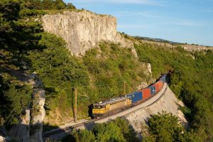 Nákladní vlak, Črnotiče, Slovinsko. Autor: Miroslav Boška