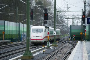 Zkušební jízdy na Dresdner Bahn s měřící jednotkou ICE-S. Foto: Volker Emersleben / Deutsche Bahn