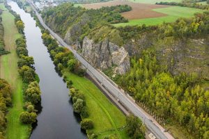 Modernizovaný úsek Karlštejn - Beroun. Foto: Správa železnic