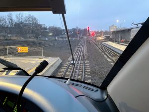 První vlak na po dlouhé výluce na trati z Liberce do Žitavy. Stanice Hrádek nad Nisou.  Foto: Jan Sůra / Zdopravy.cz