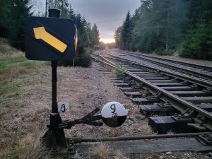 Nádraží Kovářská leží v romantické krajině Krušných hor. Pramen: Archiv Štěpána Macháčka