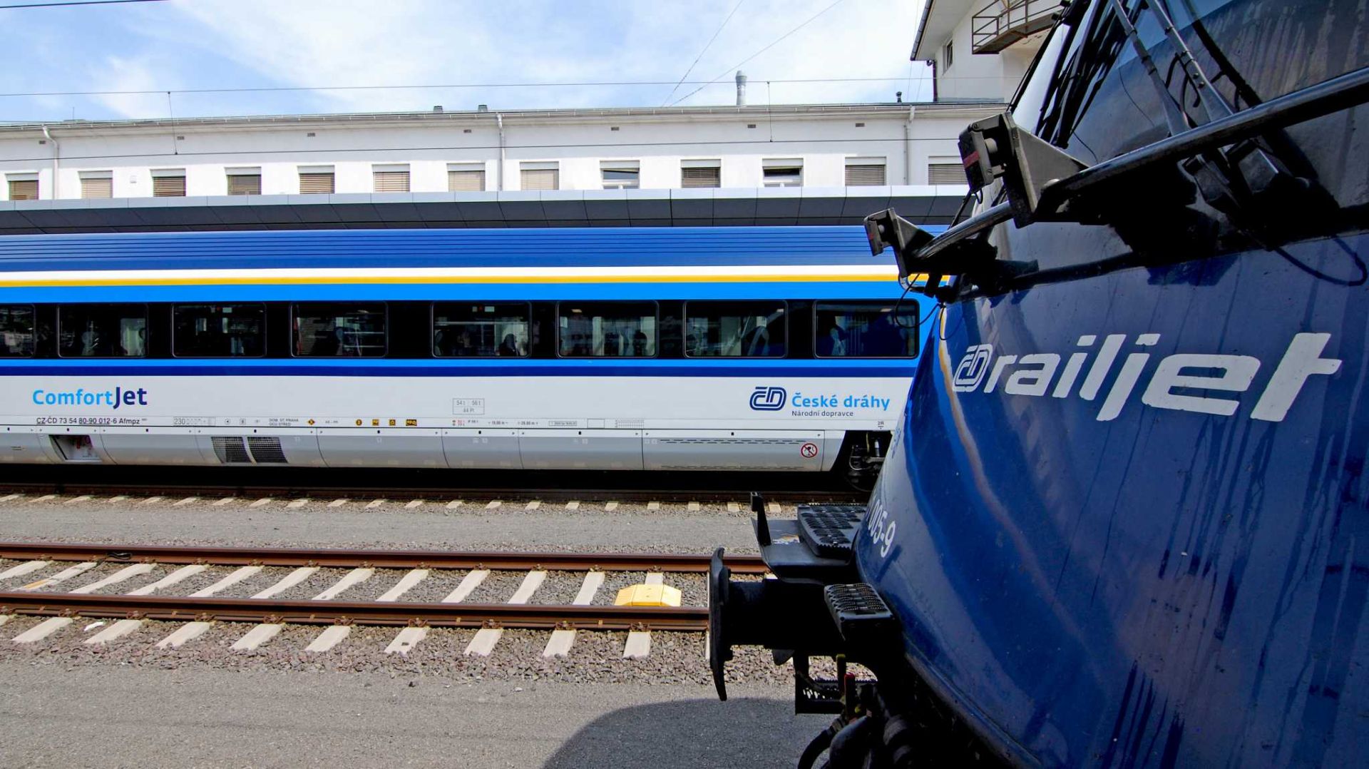 Vlaky RailJet a ComfortJet Českých drah. Pramen: České dráhy