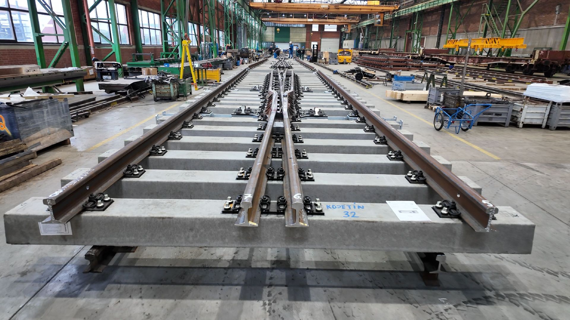 Výhybka na 200 km/h pro stanici Kojetín. Foto: DT - Výhybkárna a strojírna