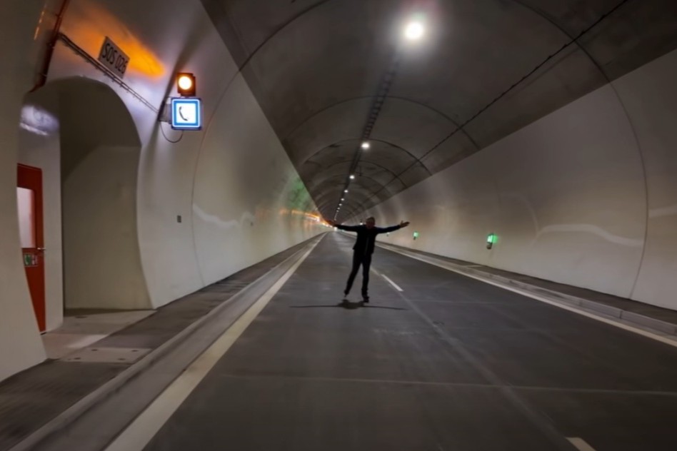 Premiér SR v tunelu Višňové. Zdroj: Robert Fico