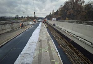 Práce na mostě Šmejkalka. Foto: ŘSD