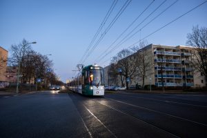 Nová tramvaj Stadler Tramlink pro Postupim. Foto: ViP Potsdam