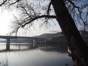 Dokončovaný pražský Dvorecký most (21. leden 2026). Foto: Zdopravy.cz, Jan Nevyhoštěný