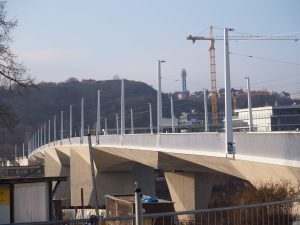 Dokončovaný pražský Dvorecký most (21. leden 2026). Foto: Zdopravy.cz, Jan Nevyhoštěný