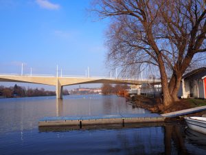 Dokončovaný pražský Dvorecký most (21. leden 2026). Foto: Zdopravy.cz, Jan Nevyhoštěný