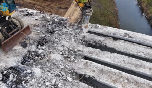 Demolice mostu na křižovatce Brno jih. Foto: ŘSD