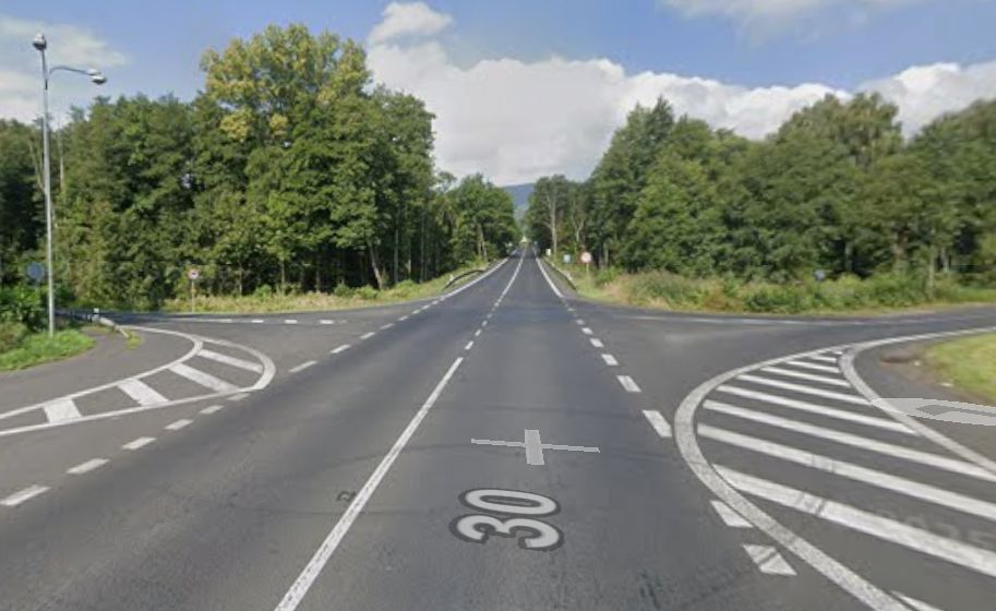 Křižovatka u Chlumce. Foto: Google Street View