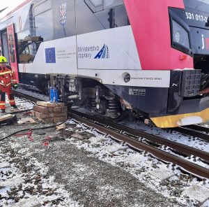 Vykolejení v Brně. Foto: Hasiči SŽ