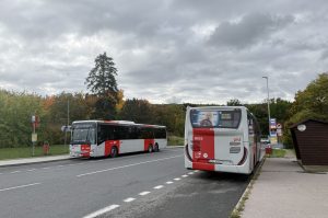 Přestupní uzel Nová Ves u dálnice D8. Foto: PID