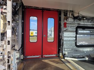 Jednotka Alstom Coradia Max na zkušebním okruhu VUZ ve Velimi. Foto: Zdopravy.cz / Jan Nevyhoštěný