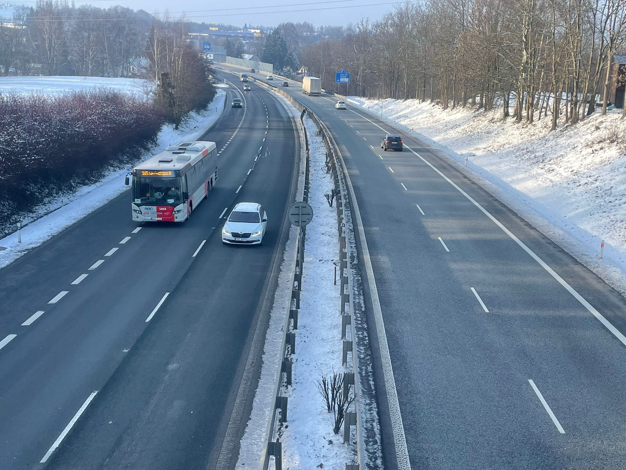 Silnice I/35 na výjezdu z Liberce. Foto: Zdopravy.cz / Jan Sůra
