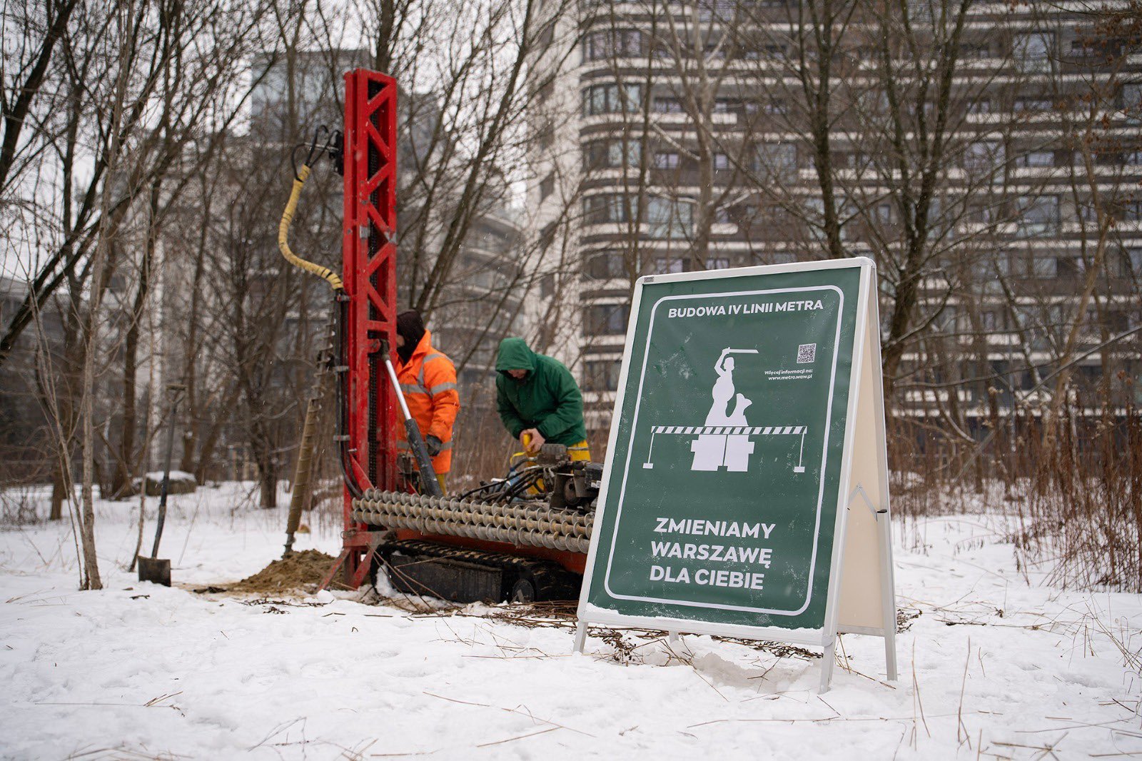 Průzkumný vrt na plánované trase metra M4 ve Varšavě. Zdroj: Rafał Trzaskowski