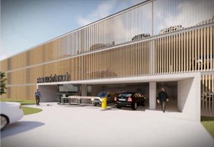 Parkovací dům v Kolíně u nádraží. Foto: mukolin.cz