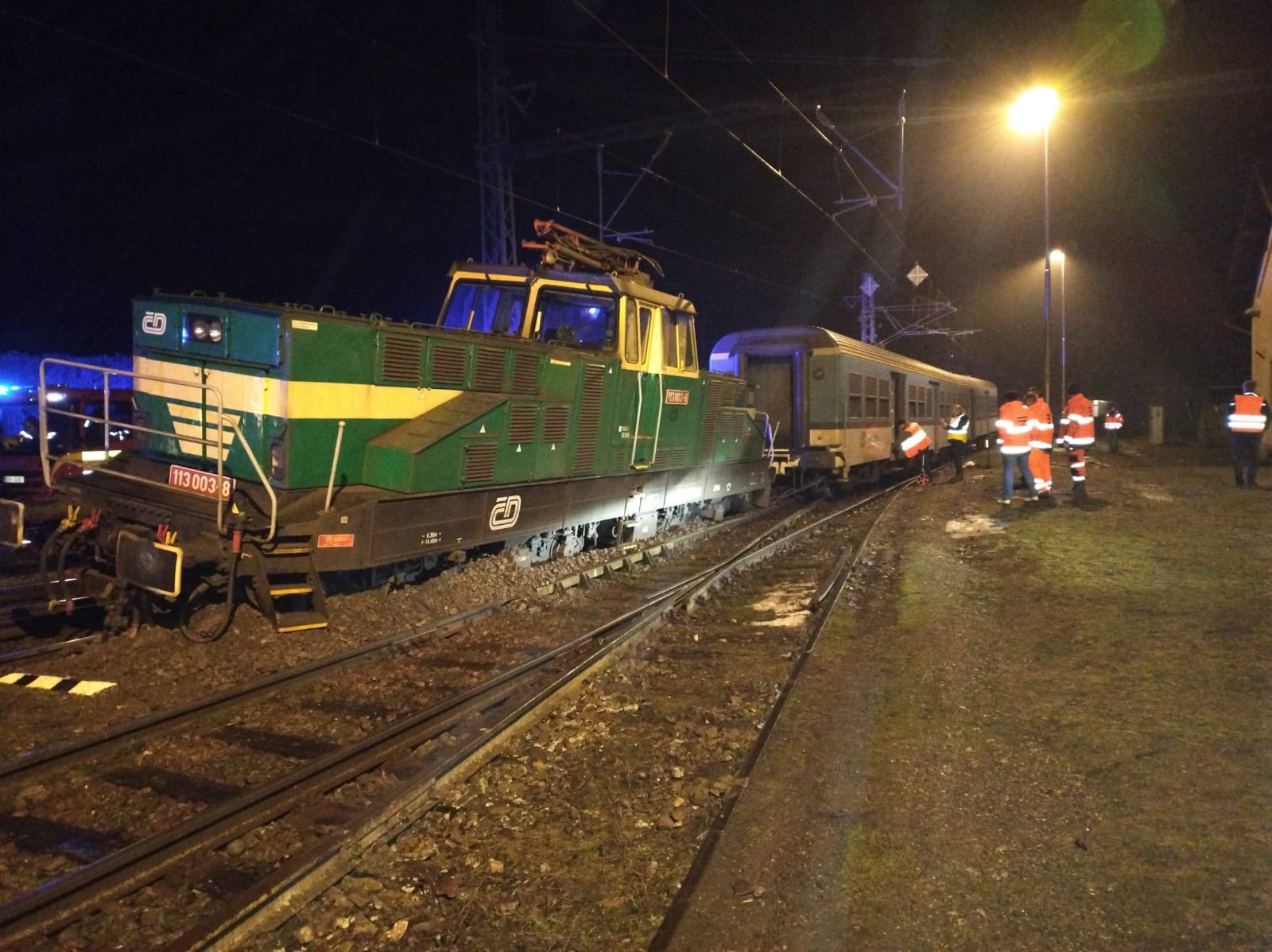 Vykolejení vlaku ve stanici Malšice. Foto: Drážní inspekce