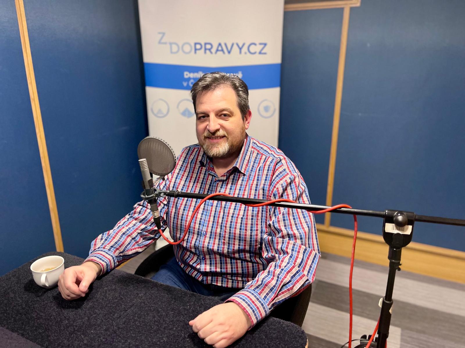 Vít Janoš z Fakulty dopravní ČVUT v Praze, kde učí studenty už více než 20 let technologii dopravy. Foto: Zdopravy.cz, Ondřej Kubala