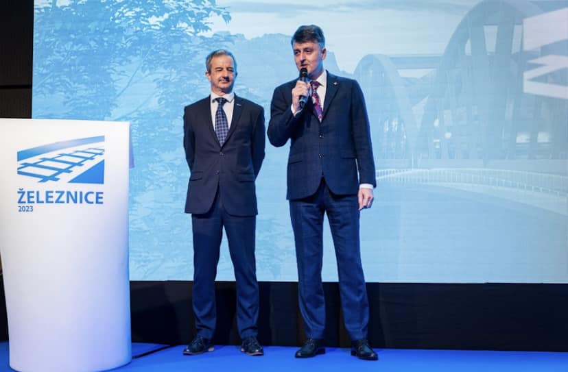 Tomáš Slavíček (generální ředitel Sudop Group) a Jiří Svoboda, bývalý ředitel Správy železnic při jedné z železničních konferencí. Foto: Máša agency