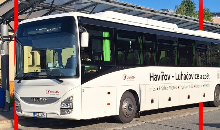 Iveco Crossway na lince Havířov - Luhačovice. Foto: Transdev