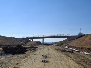 Stavba dálnice D3 na úseku 0312/1 u Kaplice v březnu 2026. Foto: ŘSD