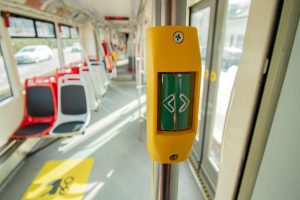 Tramvaj Škoda 14T ev. č. 9136 je první, která prošla periodickou opravou. Foto: PID