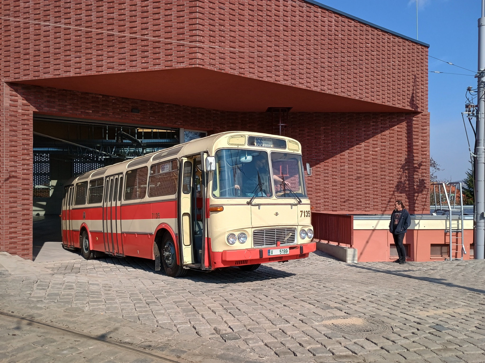 Testování nové muzejní haly v pražském Muzeu MHD. Foto: Muzeum MHD ve Střešovicích