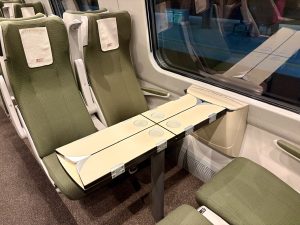 ED250 Pendolino PKP Intercity, 2. třída
Foto: Zdopravy.cz / Vojtěch Očadlý