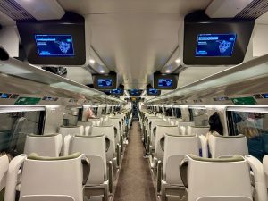 ED250 Pendolino PKP Intercity, 2. třída
Foto: Zdopravy.cz / Vojtěch Očadlý