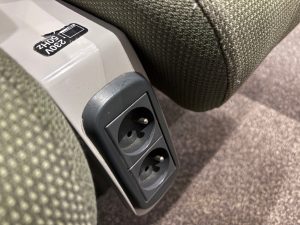 Zásuvky v polském Pendolinu.
Foto: Zdopravy.cz / Vojtěch Očadlý