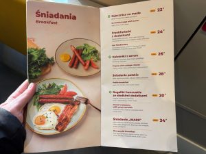 Nabídka bistrovozu WARS v polském Pendolinu.
Foto: Zdopravy.cz / Vojtěch Očadlý