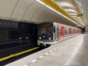 Zrekonstruovaná stanice metra Českomoravská.
Foto: Zdopravy.cz / Vojtěch Očadlý